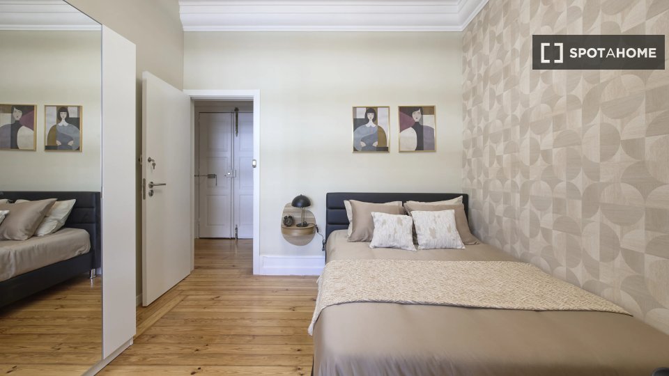 Double room Lisbon, 10 beds — photo 3