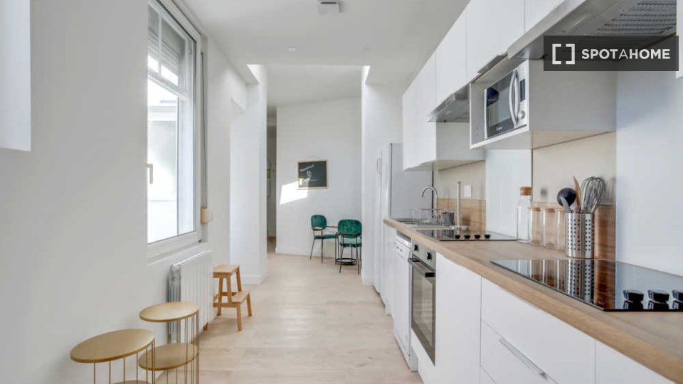 Double room Lille, 15 beds, 260m² — photo 2