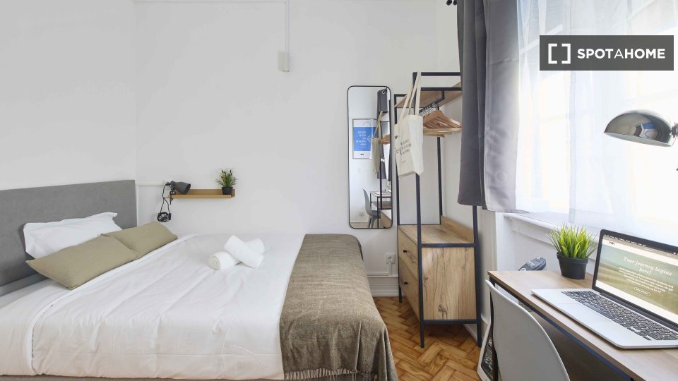 Double room Lisbon, 7 beds — photo 31