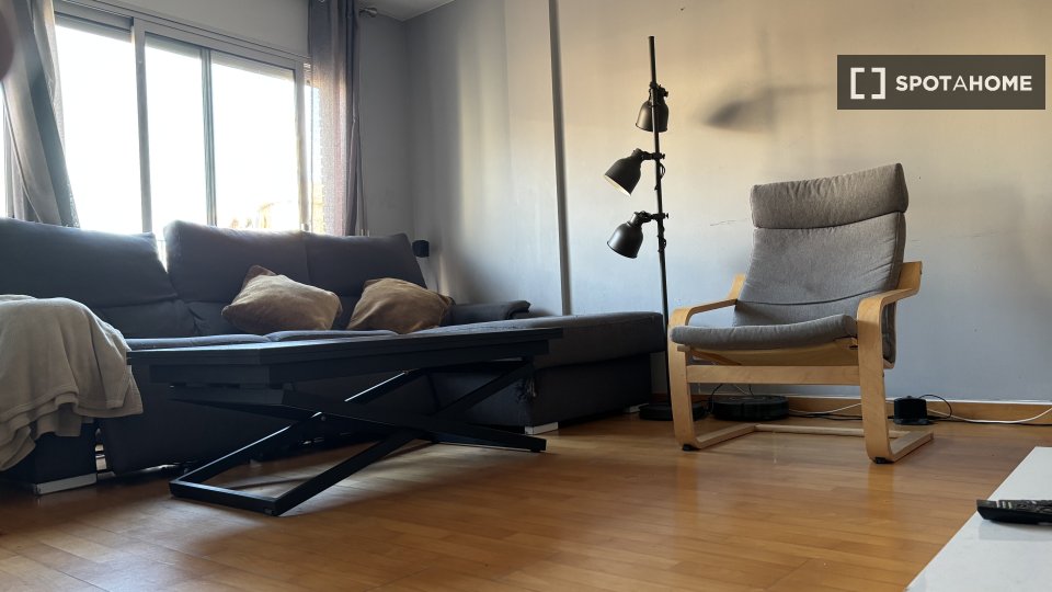 Apartment Barcelona, 2 beds, 67m² — photo 5