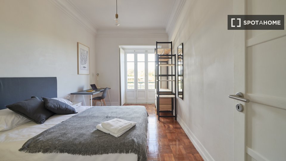 Double room Lisbon, 7 beds, 100m² — photo 5