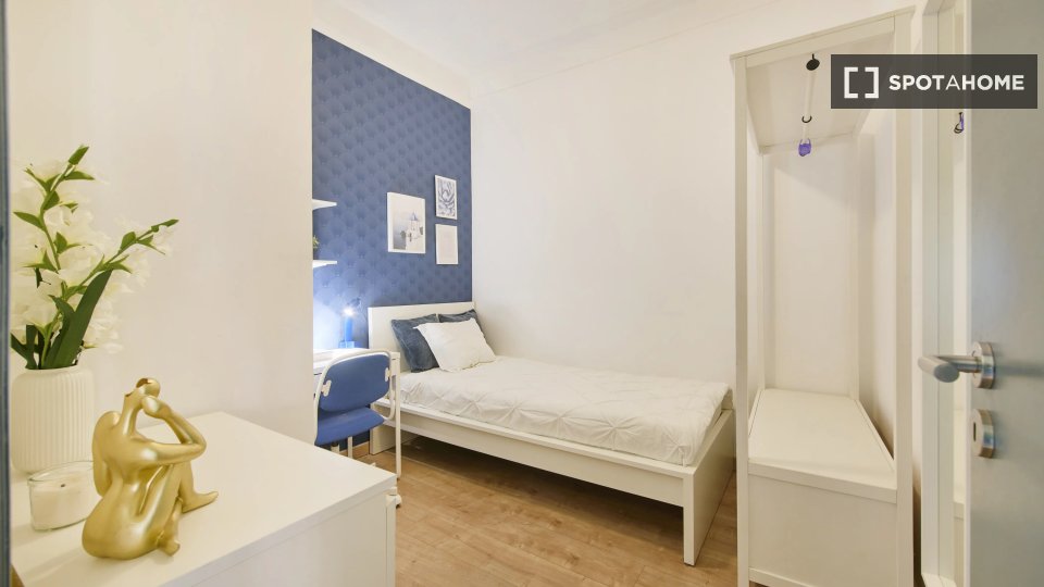 Double room Lisbon, 4 beds — photo 3