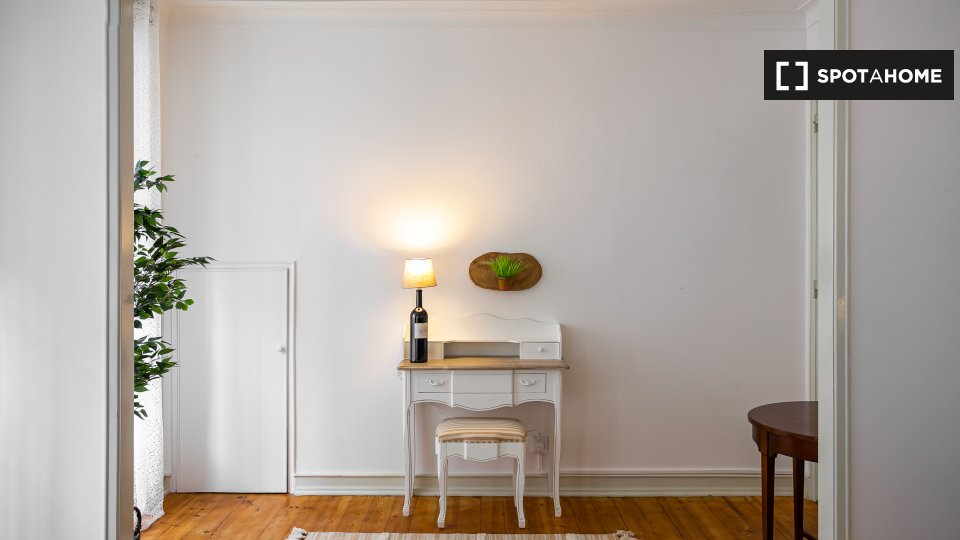 Apartment Lisbon, 2 beds — photo 1