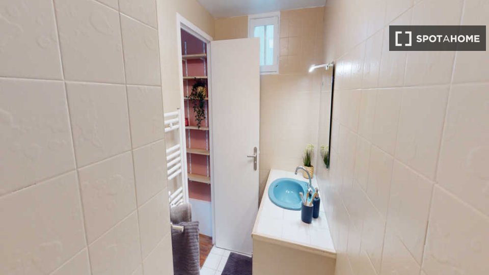Double room Paris, 4 beds, 90m² — photo 8