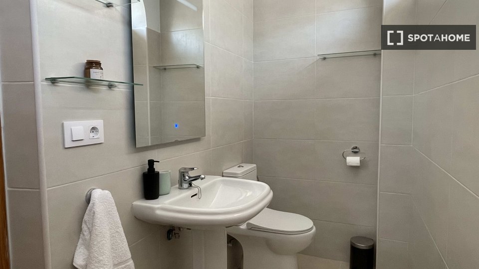 Apartment Valencia, 2 beds, 280m² — photo 16