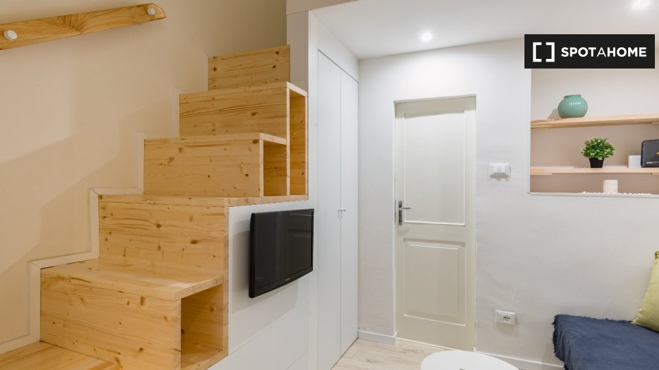 Apartment Bologna, 1 bed — photo 8