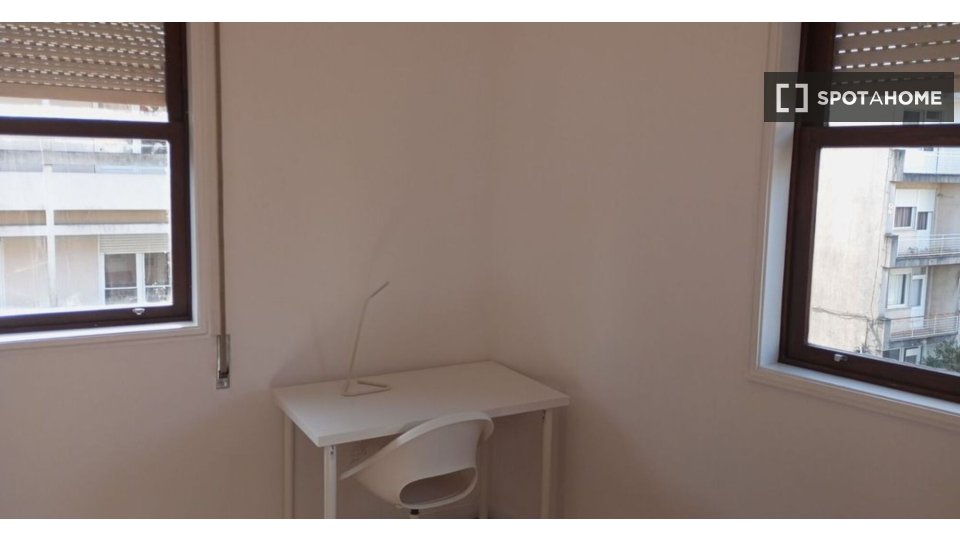 Double room Porto, 5 beds, 180m² — photo 17