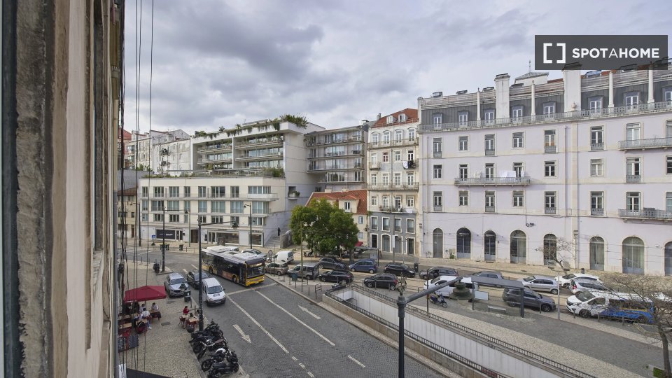 Double room Lisbon, 9 beds — photo 14