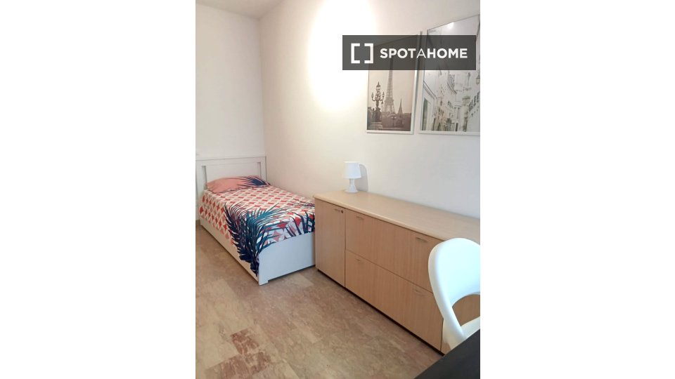 Double room Milan, 4 beds, 100m² — photo 11