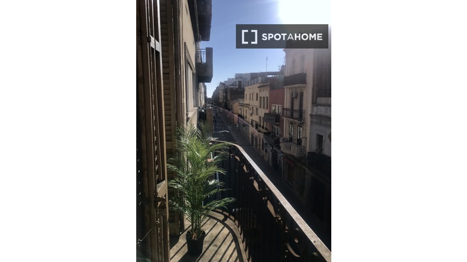 Double room Barcelona, 4 beds, 80m² — photo 16