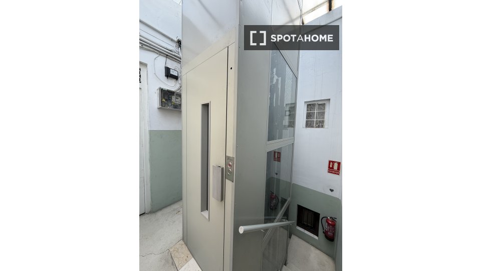 Apartment Valencia, 1 bed, 56m² — photo 14