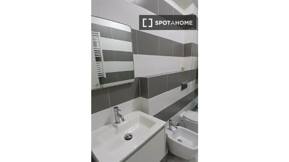Apartment Rome, 2 beds, 62m² — photo 4