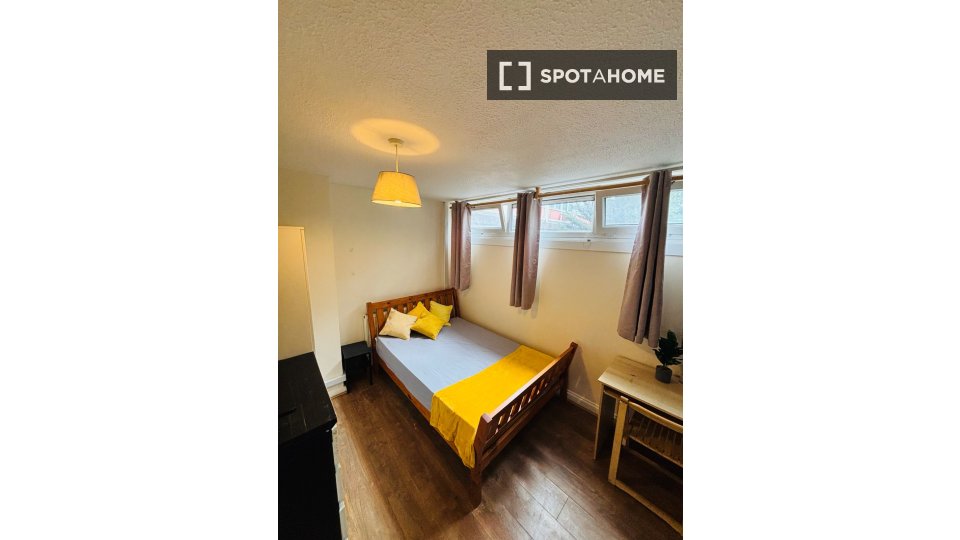 Double room London, 5 beds — photo 11