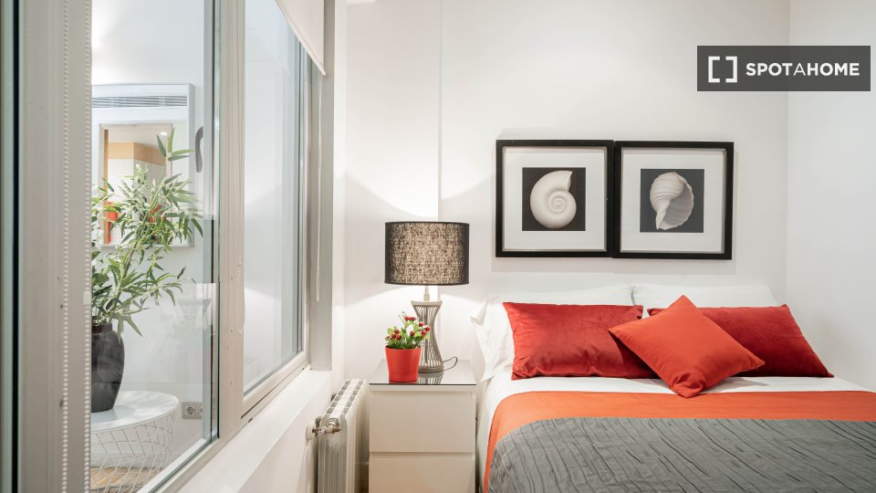 Excellent 2-bedroom apartment in Centro, Madrid - in Madrid