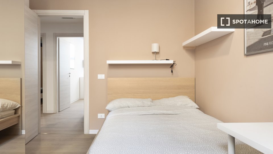 Double room Milan, 6 beds, 128m² — photo 13