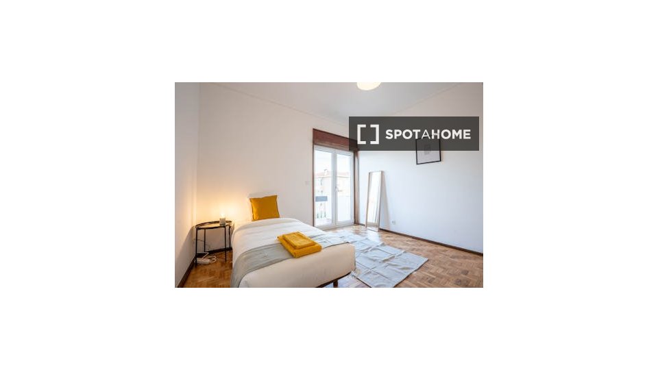 Double room Porto, 7 beds — photo 10