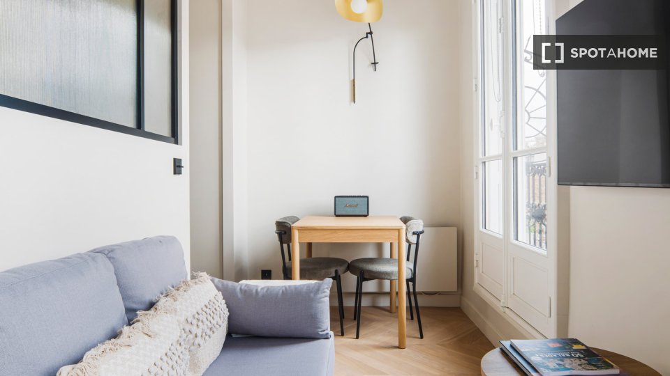 Apartment Paris, 1 bed, 31m² — photo 2