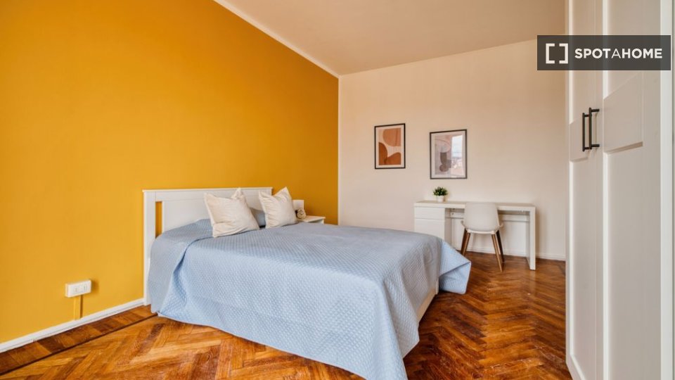 Double room Milan, 2 beds — photo 8
