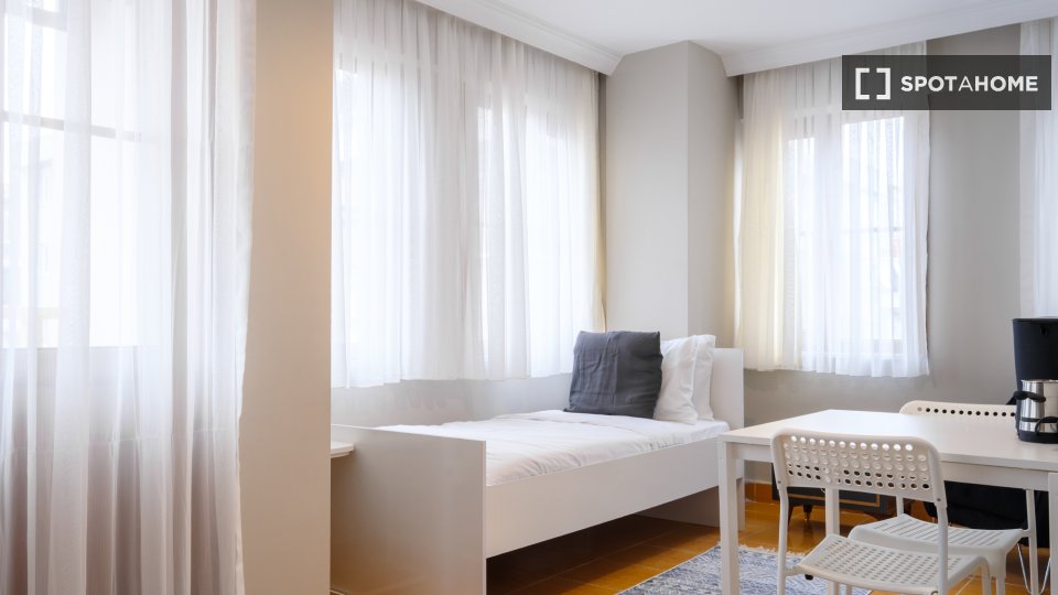 Apartment Istanbul, 1 bed — photo 13