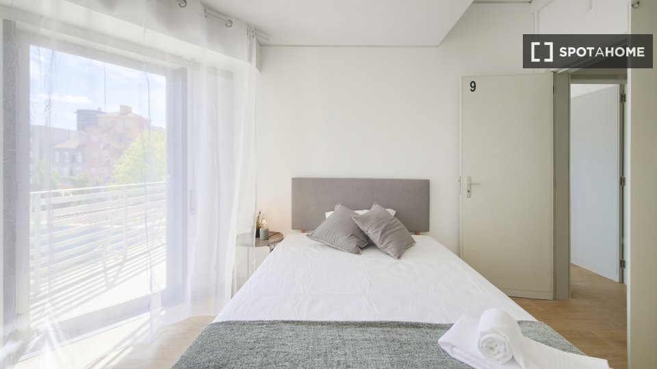 Double room Lisbon, 9 beds — photo 3