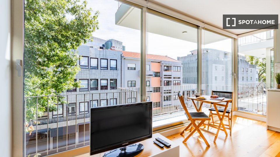 Apartment Porto, 1 bed — photo 2