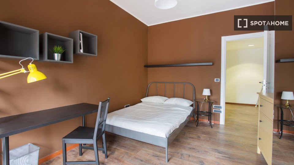 Double room Milan, 6 beds, 141m² — photo 1