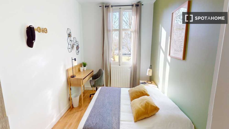 Camera doppia Lione, 6 camere, 140m² — foto 11