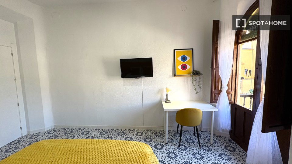 Double room Granada, 6 beds — photo 10