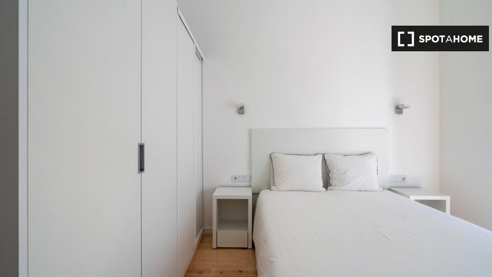 Double room Lisbon, 7 beds, 210m² — photo 16