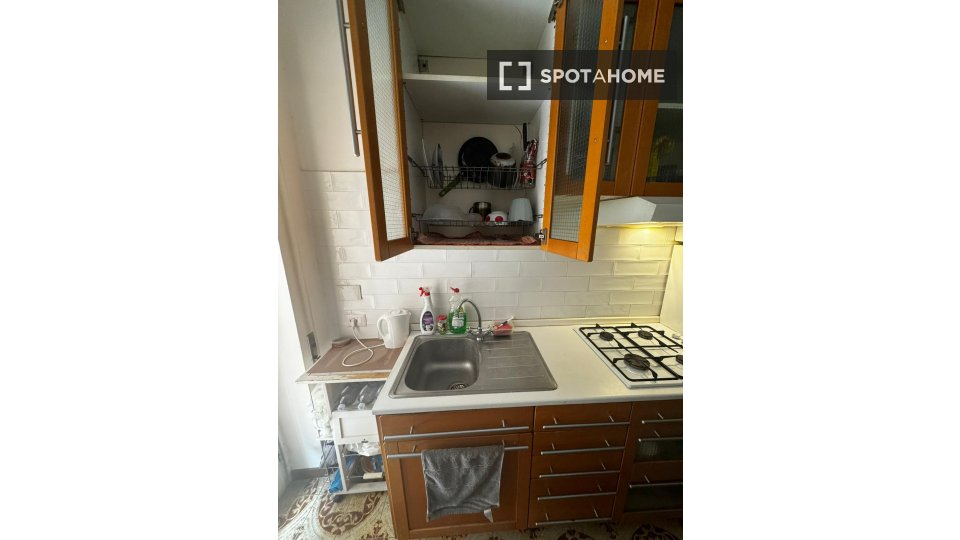 Double room Rome, 3 beds — photo 20
