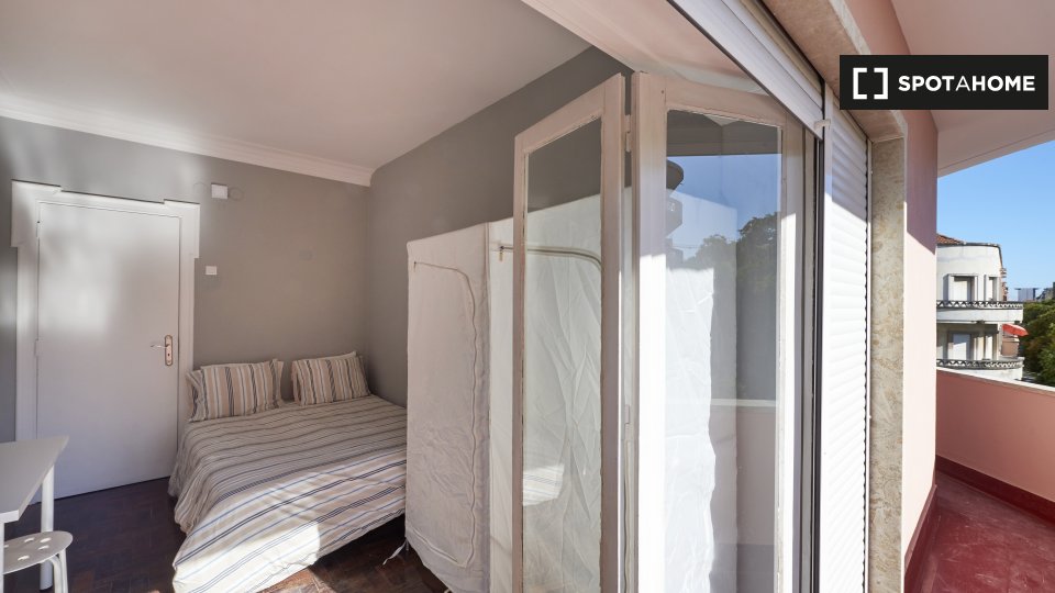 Double room Lisbon, 11 beds — photo 4