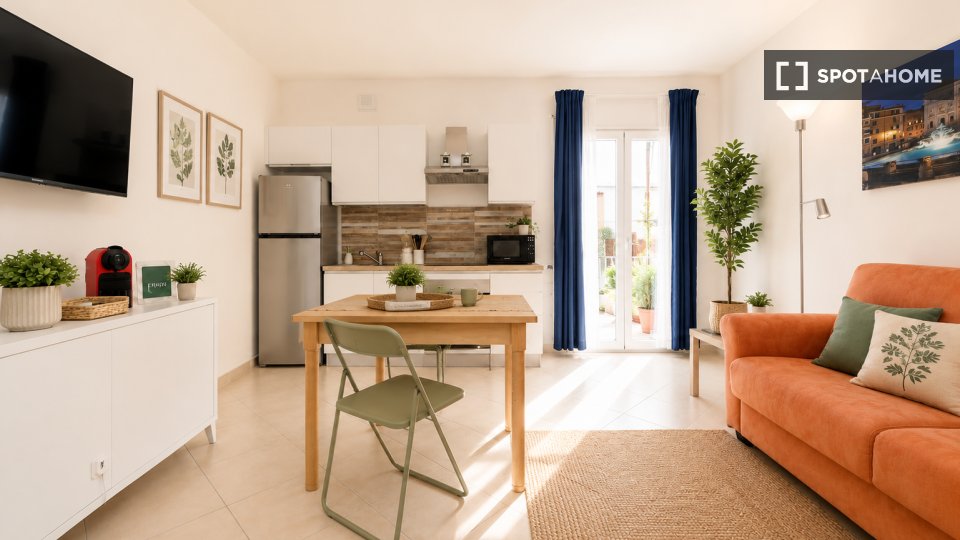 Appartamento con 2 camere da letto in affitto a Fiumicino, Roma - in Rome