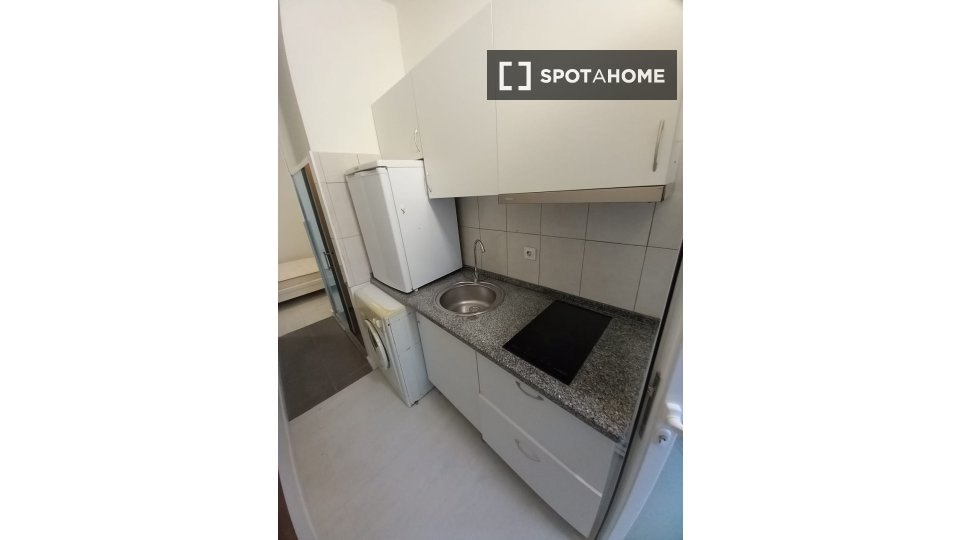 Apartment mono Lisbon — photo 3