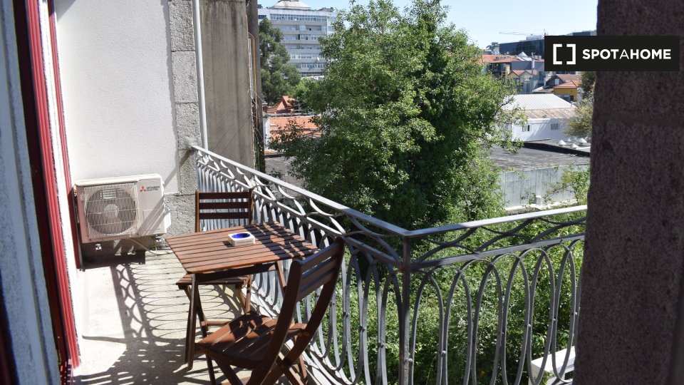 Apartment Porto, 1 bed, 60m² — photo 10