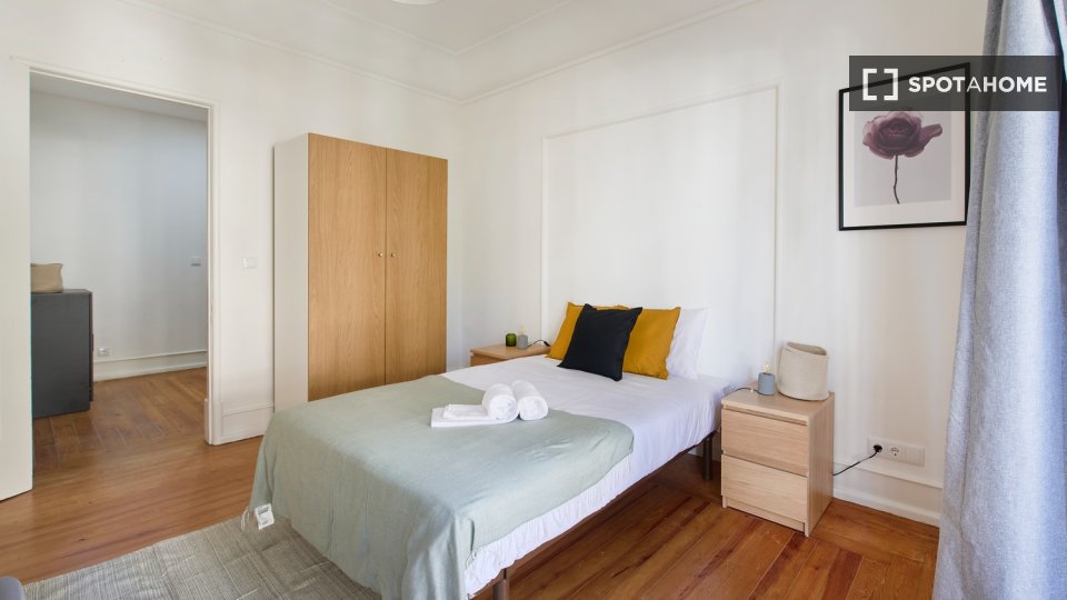 Double room Lisbon, 7 beds — photo 19