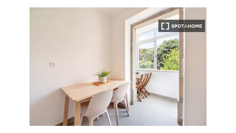 Apartment Lisbon, 1 bed — photo 14