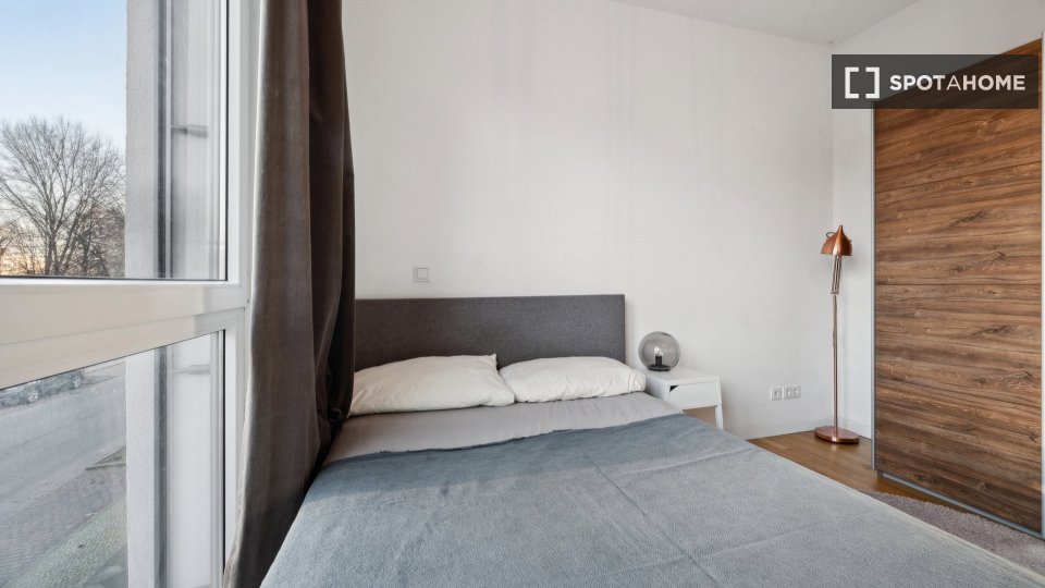 Double room Berlin, 4 beds, 116m² — photo 15