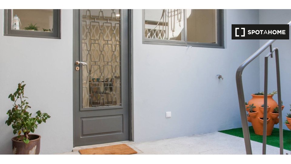 Double room Porto, 5 beds — photo 11