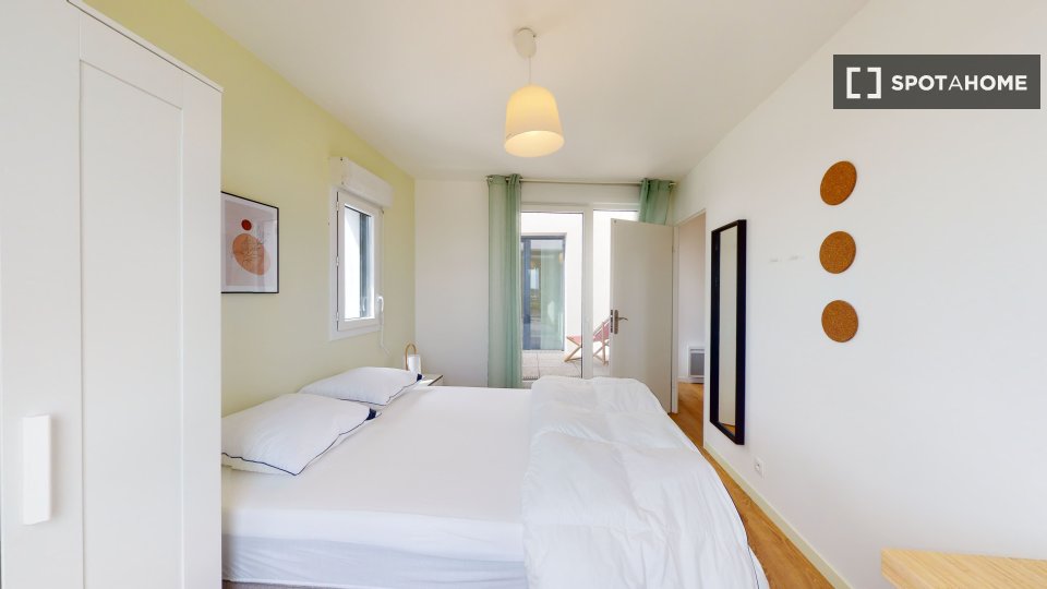 Double room Paris, 12 beds — photo 7