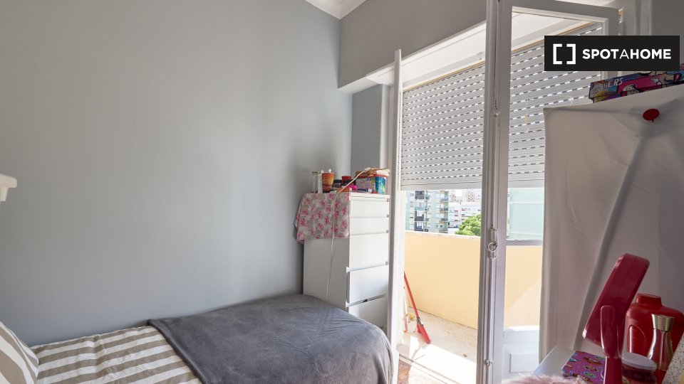 Double room Lisbon, 7 beds — photo 1
