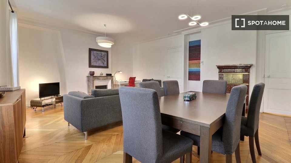 Apartment Paris, 1 bed, 77m² — photo 14