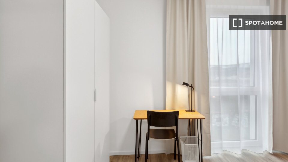 Double room Leipzig, 2 beds, 46m² — photo 16