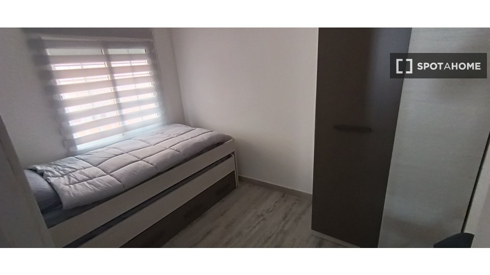 Apartment Barcelona, 2 beds, 95m² — photo 14