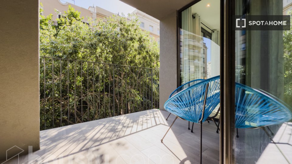 Apartment Barcelona, 3 beds, 109m² — photo 3