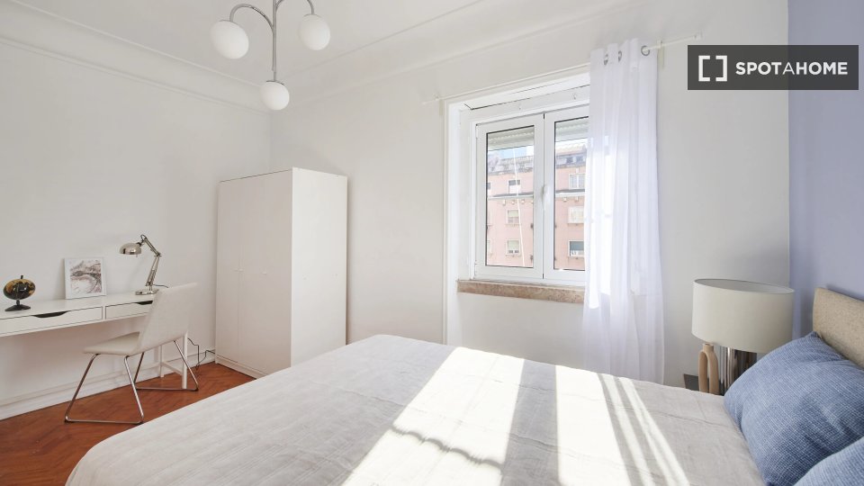 Double room Lisbon, 6 beds — photo 3