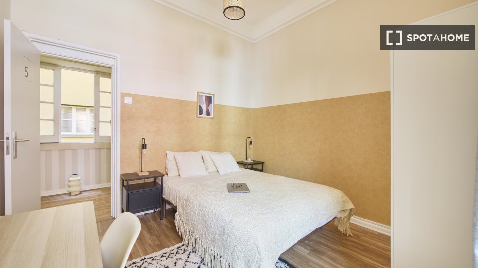 Double room Lisbon, 11 beds — photo 13