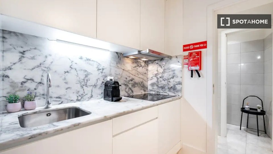 Apartment Porto, 1 bed, 45m² — photo 8