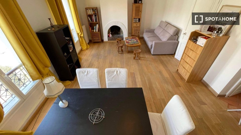 Apartment Paris, 2 beds, 75m² — photo 3