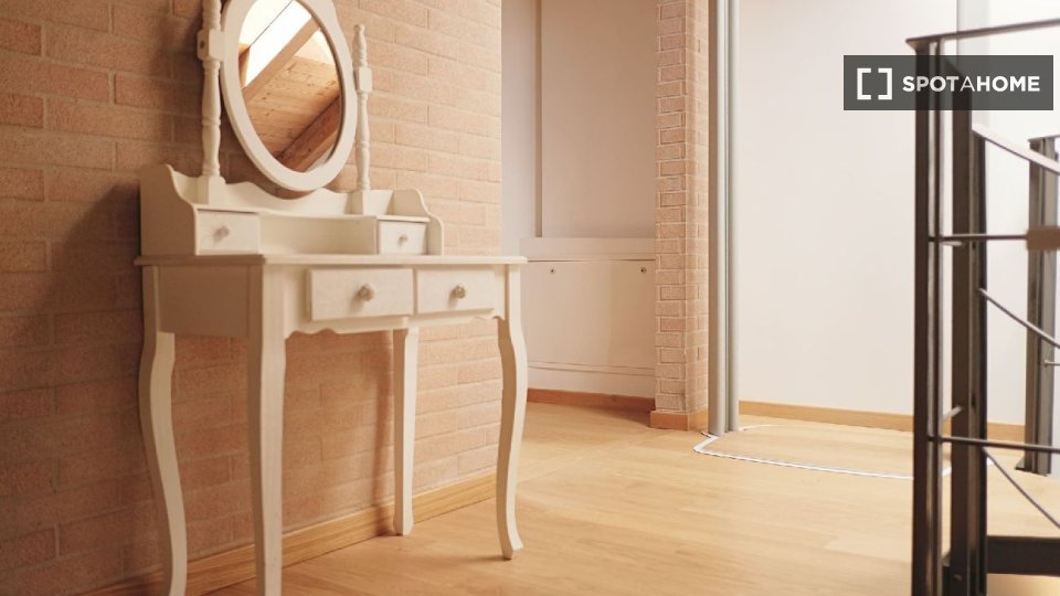Apartment Milan, 1 bed, 70m² — photo 1