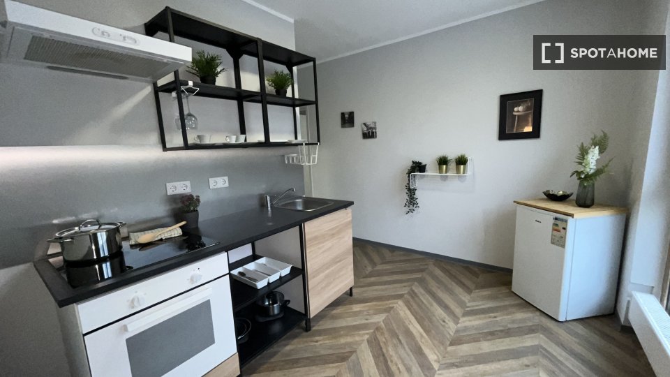 Apartment Frankfurt, 2 beds, 45m² — photo 3